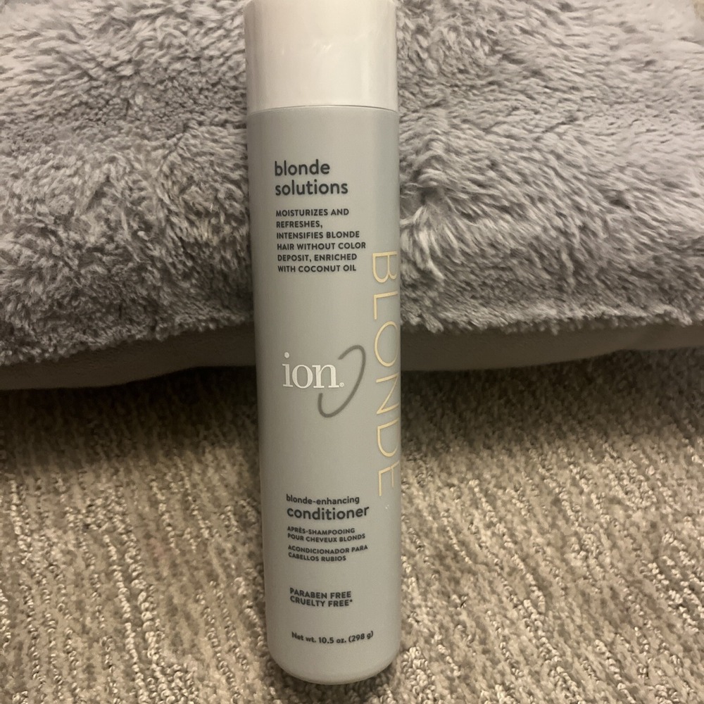 ION BLONDE SOLUTIONS BLONDE-ENHANCING CONDITIONER 100% VEGAN 10.5 OZ